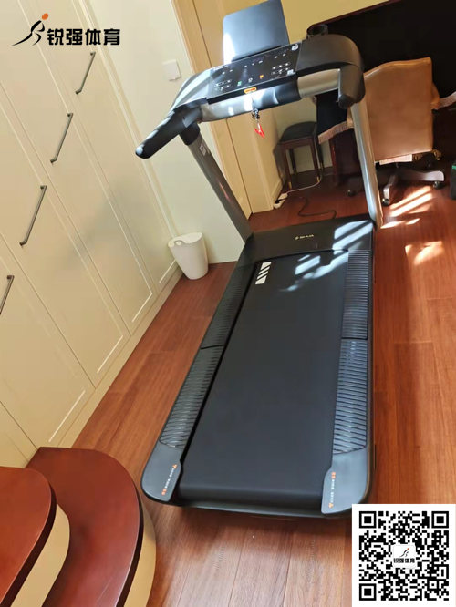 公海彩船济南省体旗舰店客户-跑步机T6700-T3